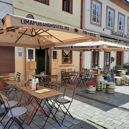 Borbaratok Haza Guest house Gyor